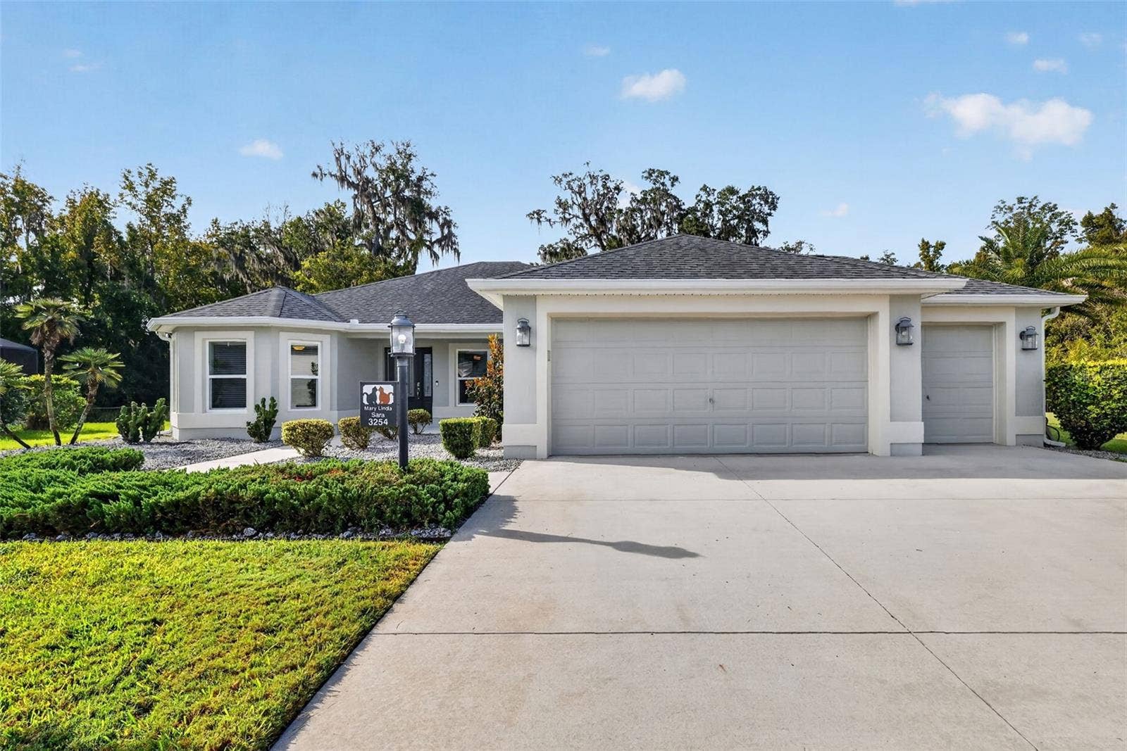 3254 ZIPPERER WAY, The Villages, FL 32163 Front Elevation