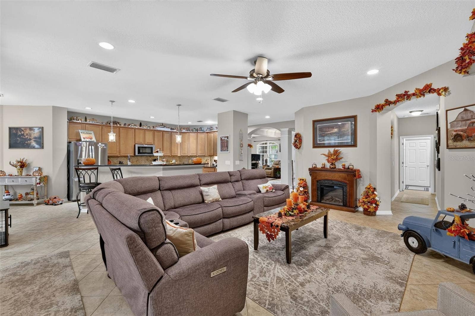 1109 HARMONY LN, Clermont, FL 34711 1109 HARMONY LN, Clermont, FL 34711