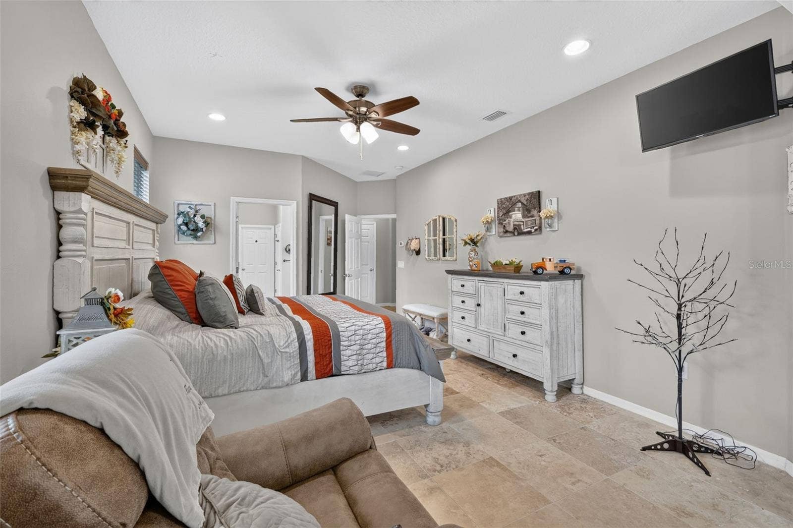 1109 HARMONY LN, Clermont, FL 34711 1109 HARMONY LN, Clermont, FL 34711