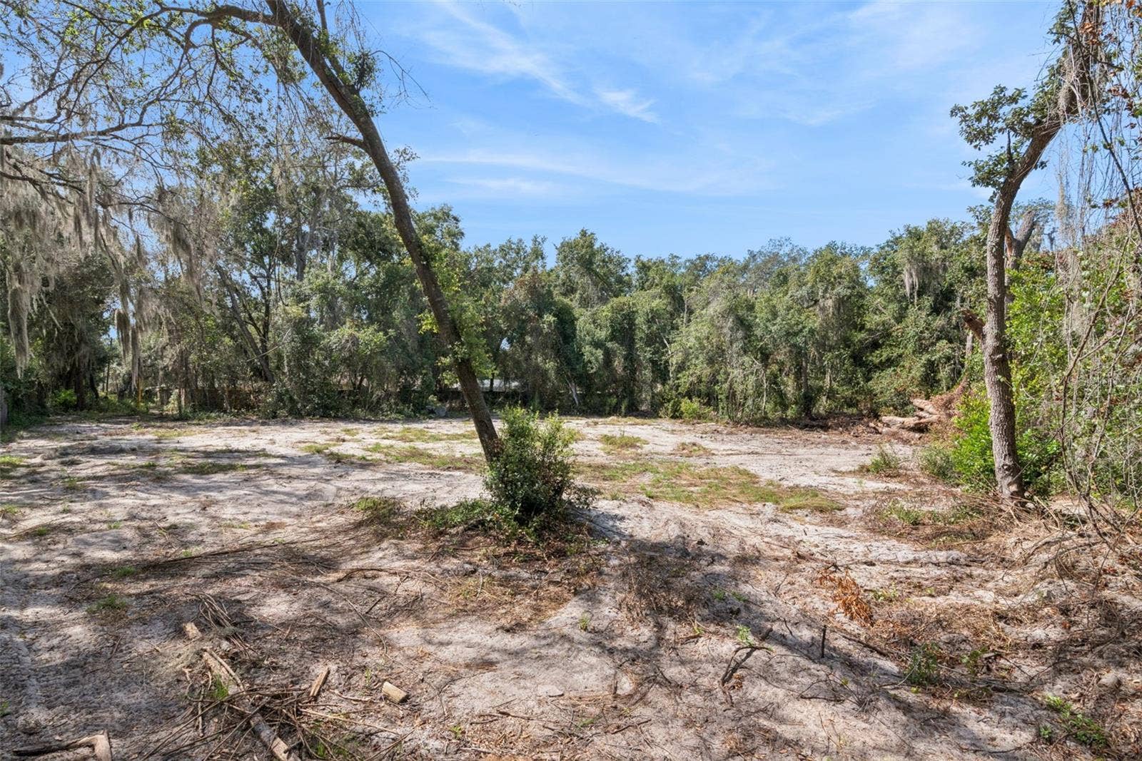 BETHUNE STREET, Leesburg, FL 34788 BETHUNE STREET, Leesburg, FL 34788