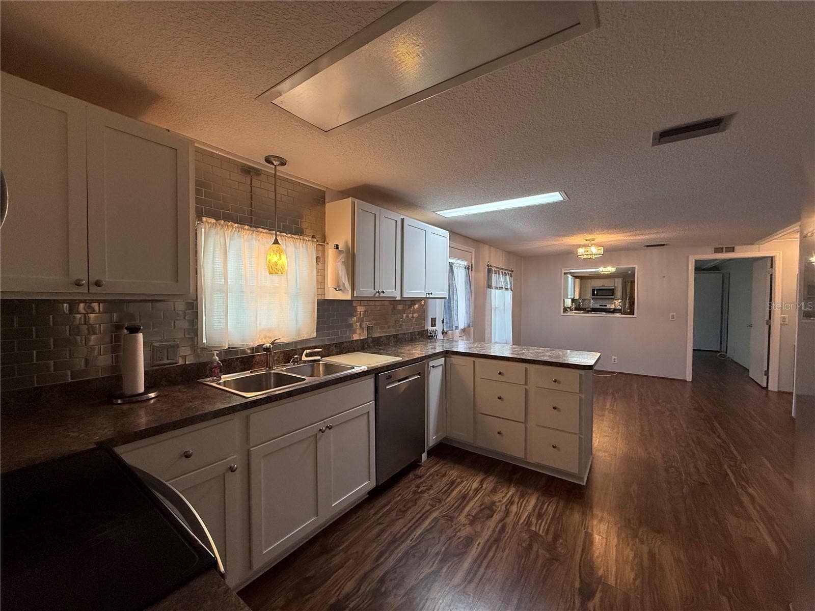 17 N BOBWHITE ROAD, Wildwood, FL 34785 17 N BOBWHITE ROAD, Wildwood, FL 34785