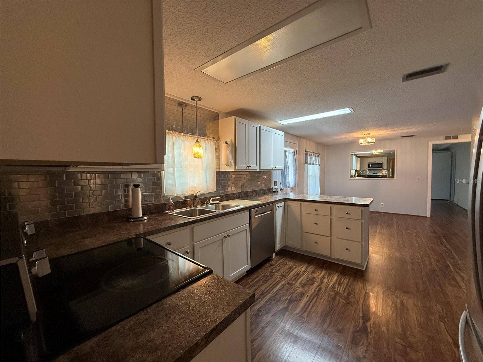 17 N BOBWHITE ROAD, Wildwood, FL 34785 17 N BOBWHITE ROAD, Wildwood, FL 34785