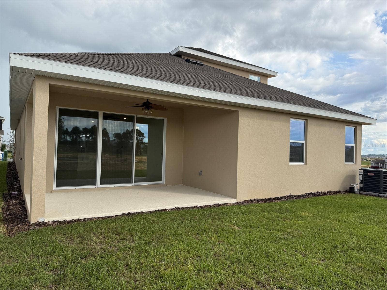 1663 PYRAMID HILL STREET, Minneola, FL 34715