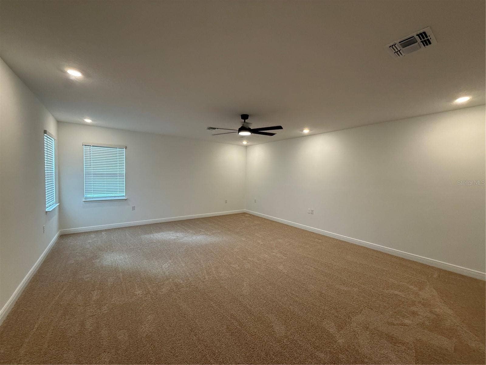 1663 PYRAMID HILL STREET, Minneola, FL 34715