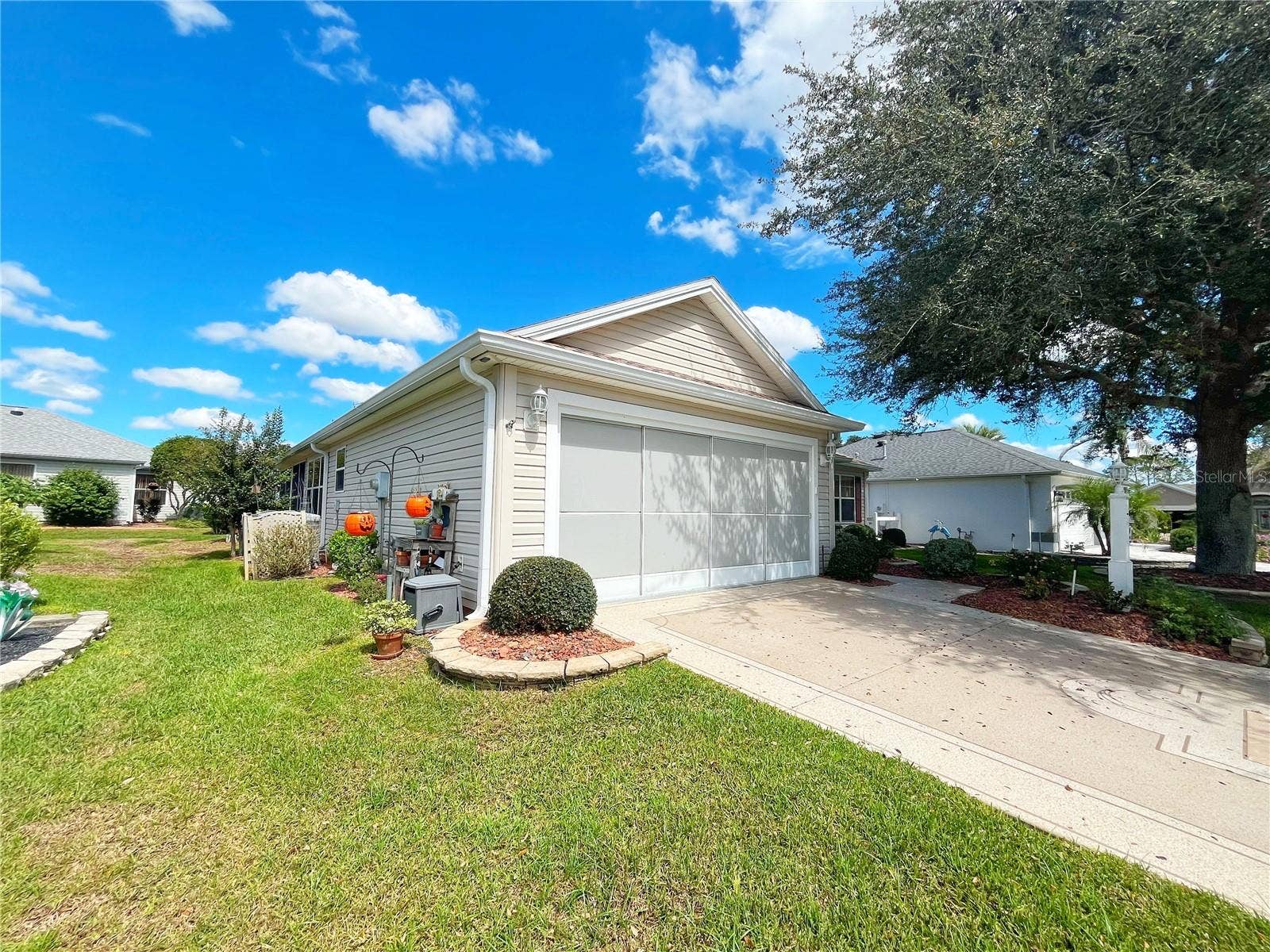 3209 HAMPTON LANE, The Villages, FL 32162 3209 HAMPTON LANE, The Villages, FL 32162