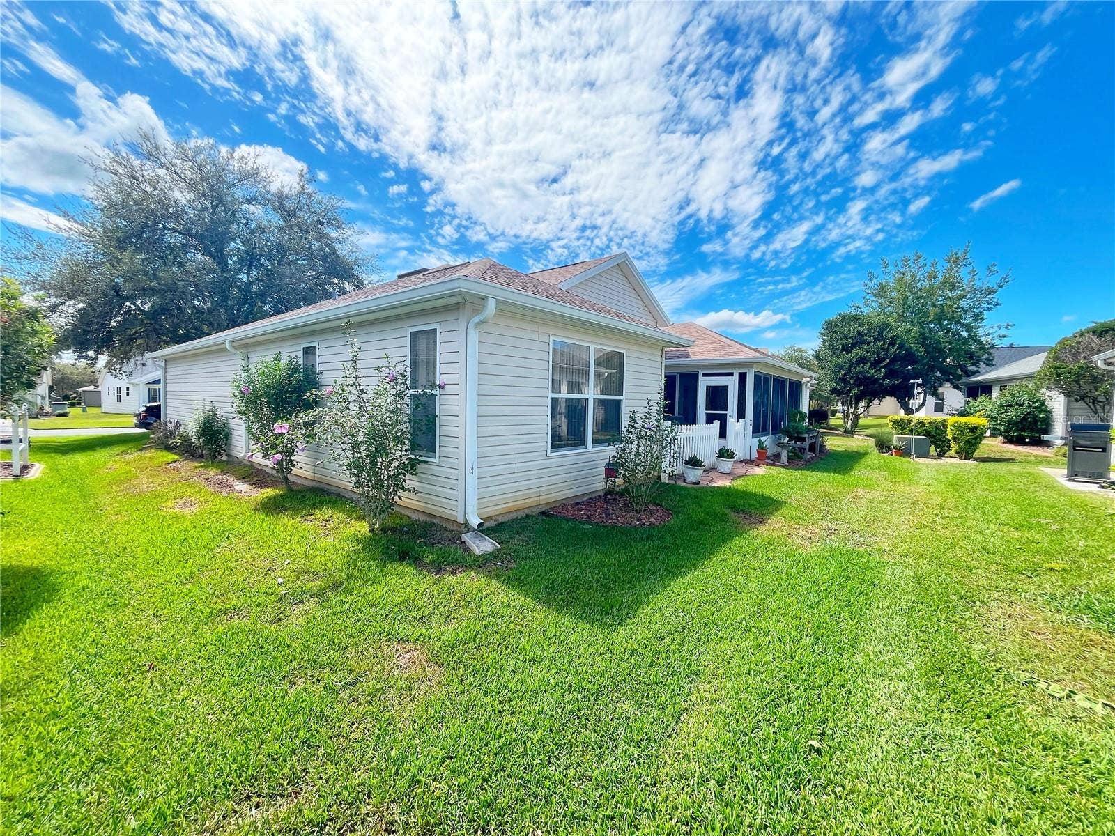 3209 HAMPTON LANE, The Villages, FL 32162 3209 HAMPTON LANE, The Villages, FL 32162