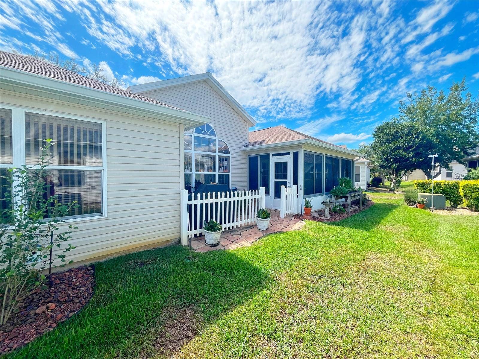 3209 HAMPTON LANE, The Villages, FL 32162 3209 HAMPTON LANE, The Villages, FL 32162