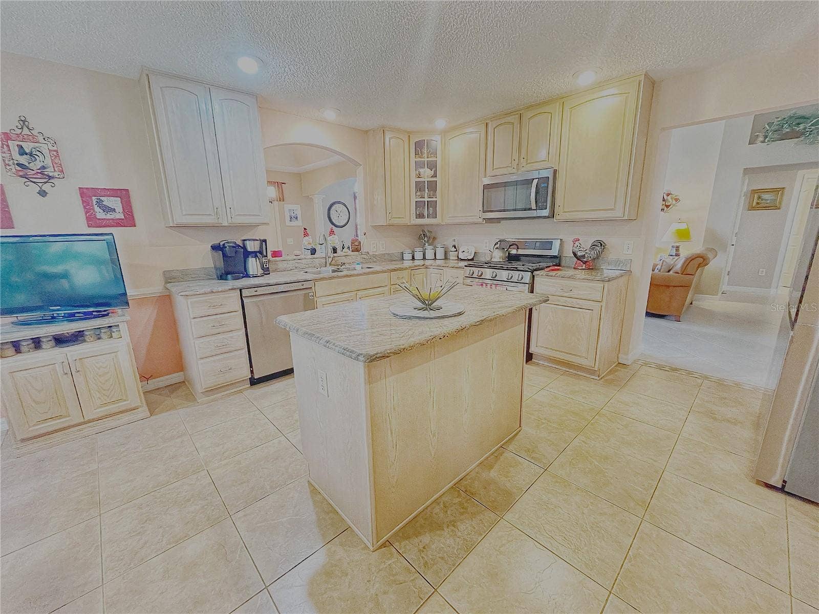 3209 HAMPTON LANE, The Villages, FL 32162 3209 HAMPTON LANE, The Villages, FL 32162