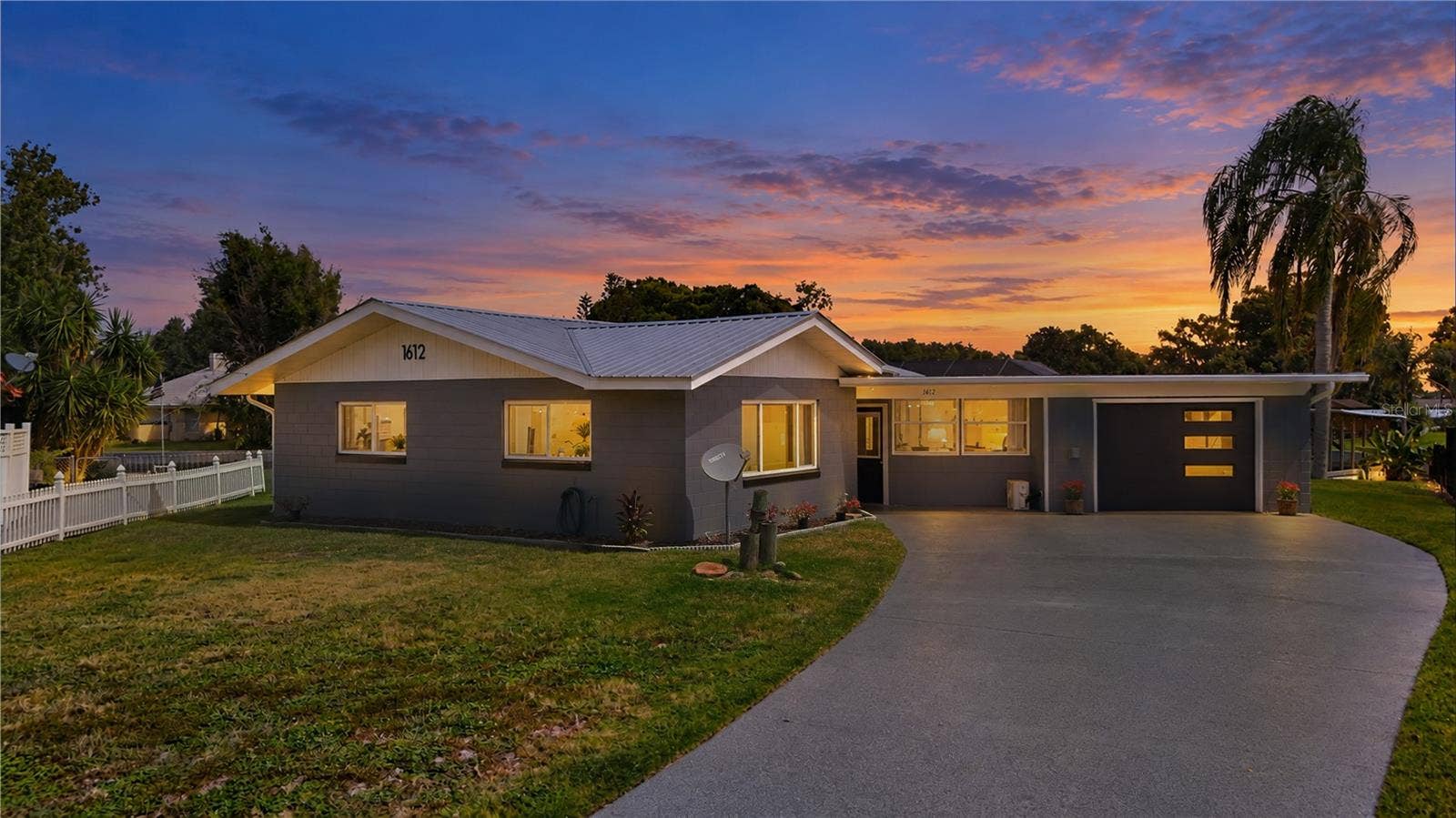 1612 ORANGE AVENUE, Tavares, FL 32778 1612 ORANGE AVENUE, Tavares, FL 32778