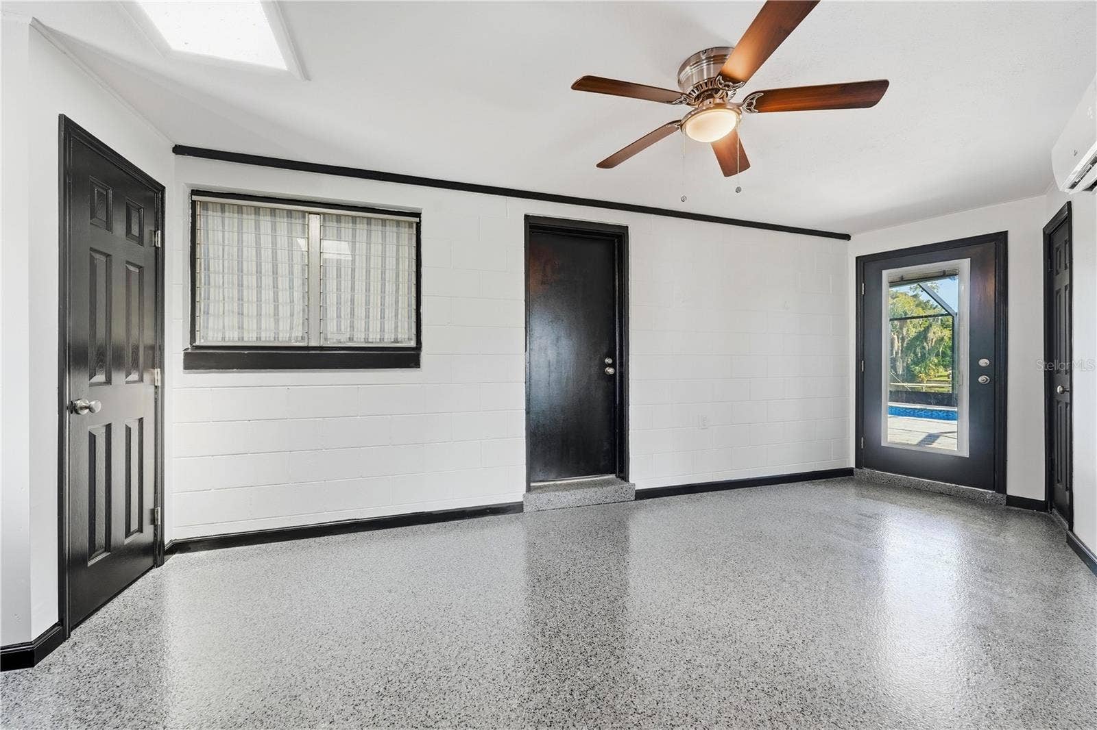 1612 ORANGE AVENUE, Tavares, FL 32778 1612 ORANGE AVENUE, Tavares, FL 32778