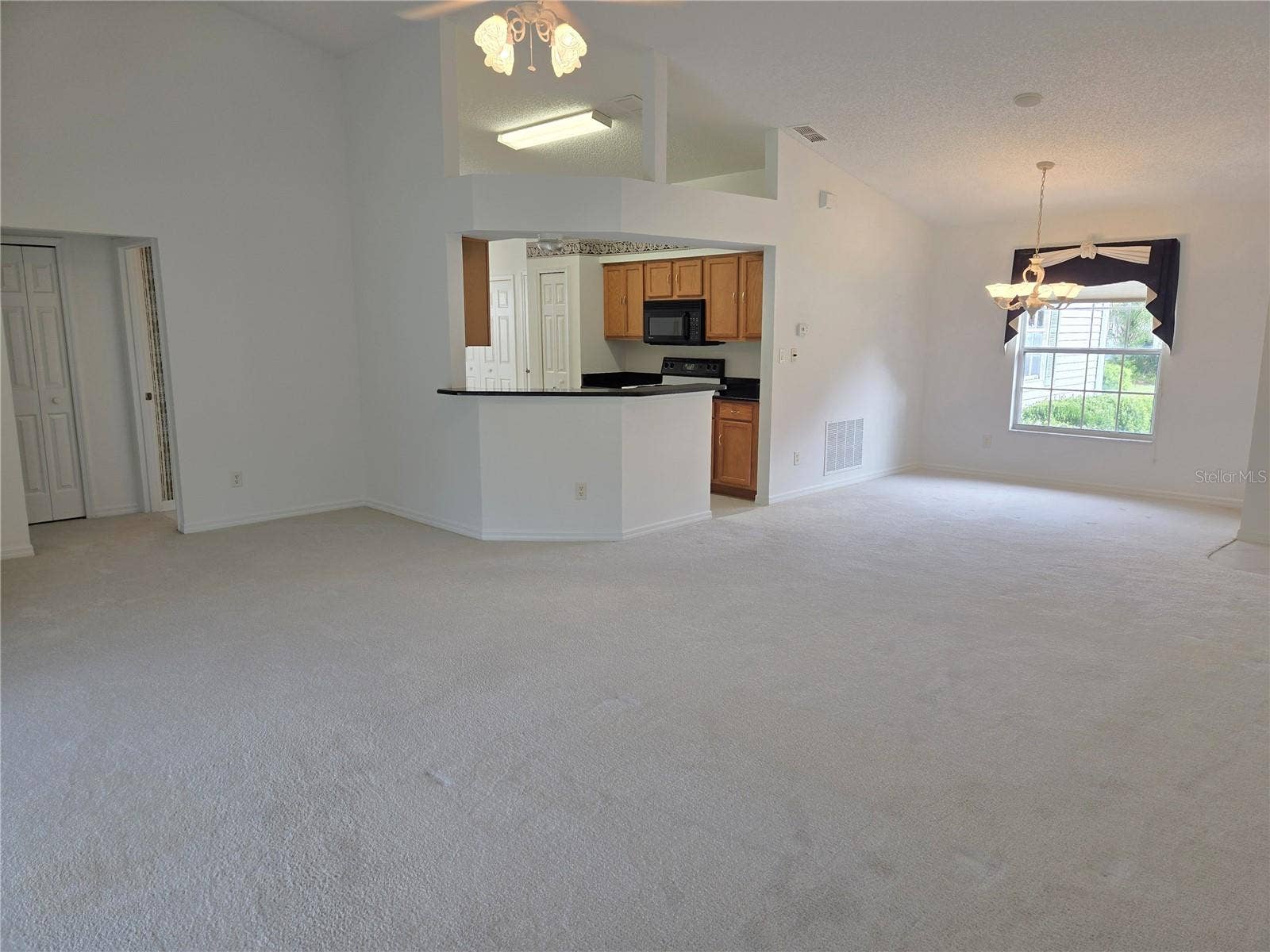 Spacious Family & Dining Room