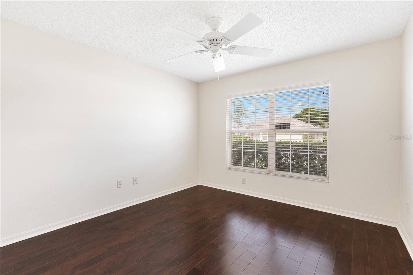 BEDROOM 3 (NO CLOSET)