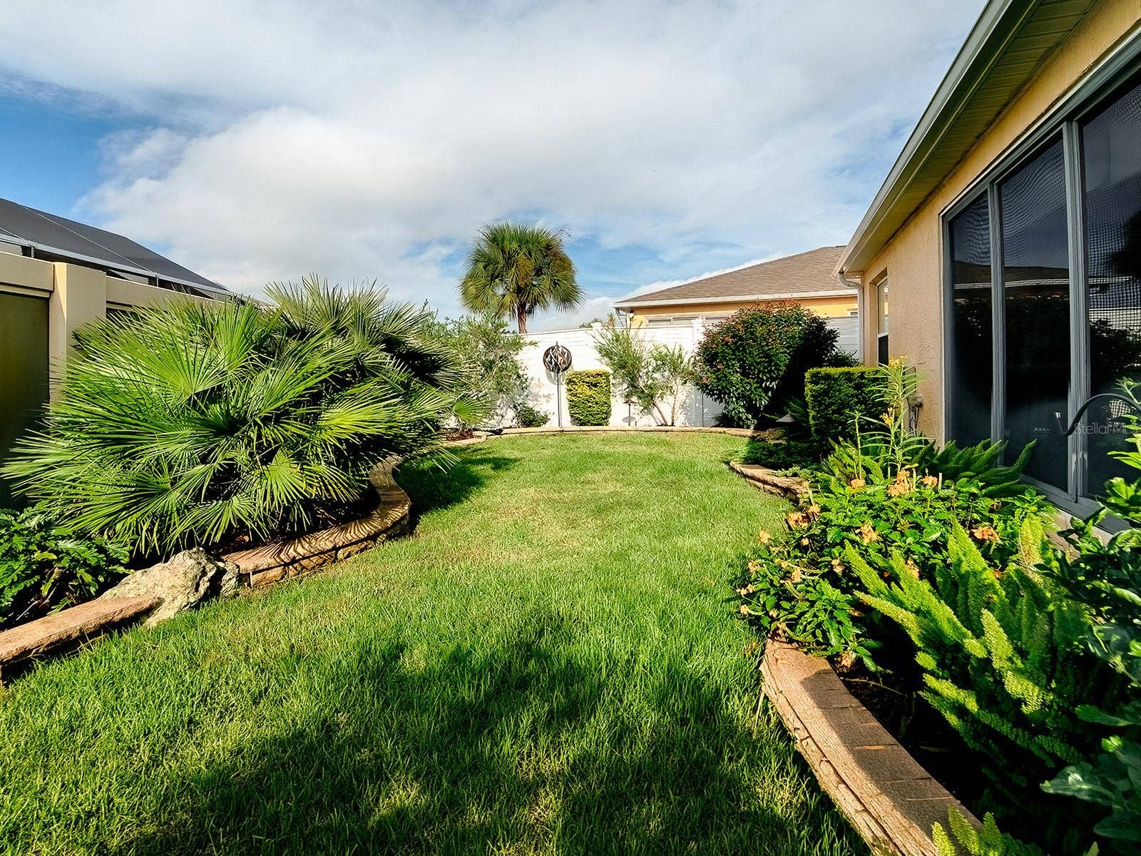 1530 BARNWELL PLACE, The Villages, FL 32162 Rare find....lush and beautifully landscaped back yard