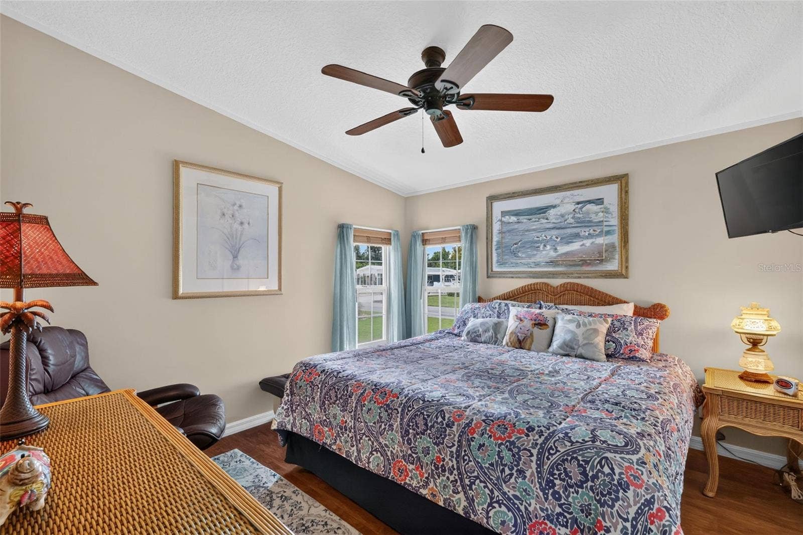 3403 WEKIVA ROAD, Tavares, FL 32778