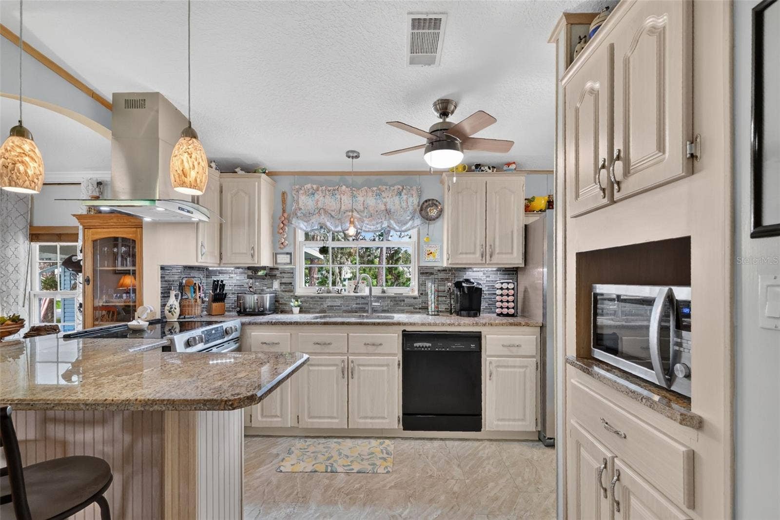 3403 WEKIVA ROAD, Tavares, FL 32778
