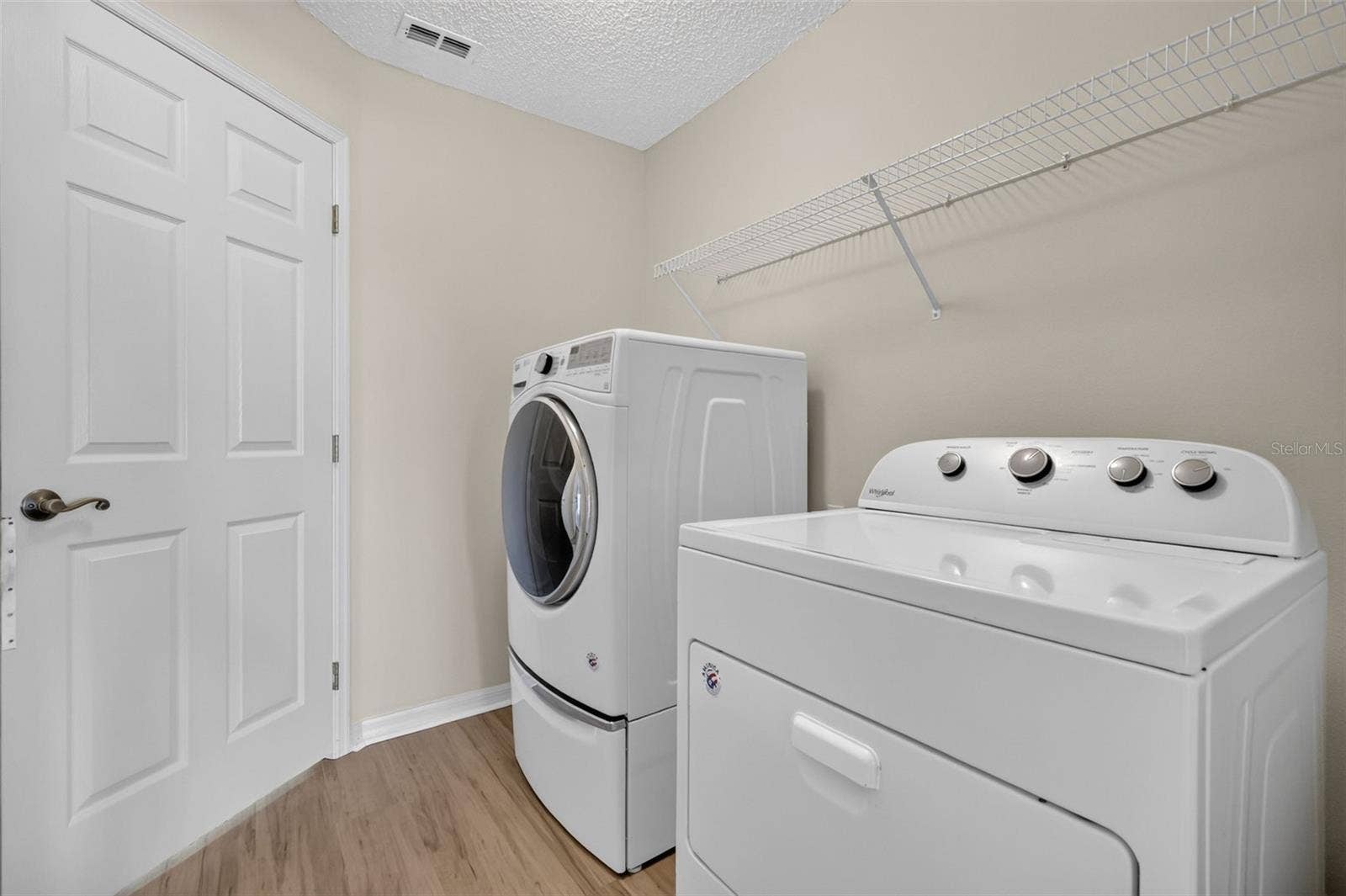 752 OLD OAKS LANE, Leesburg, FL 34748