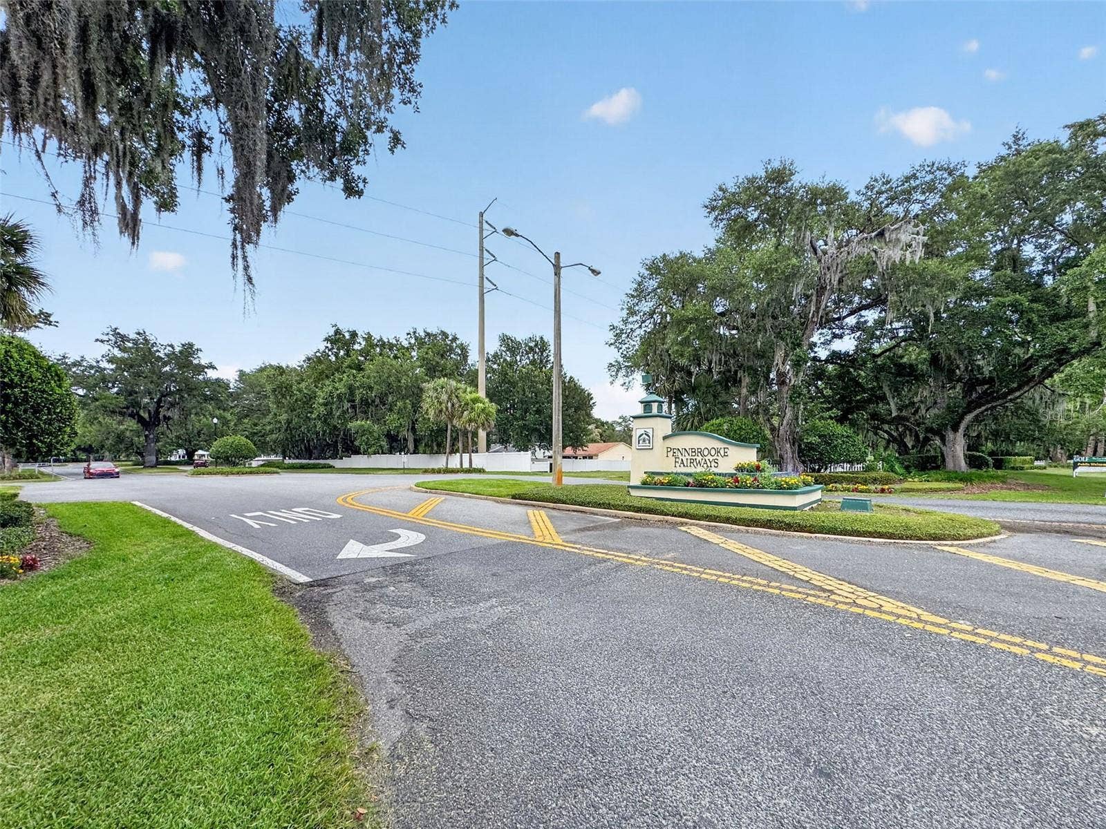 752 OLD OAKS LANE, Leesburg, FL 34748