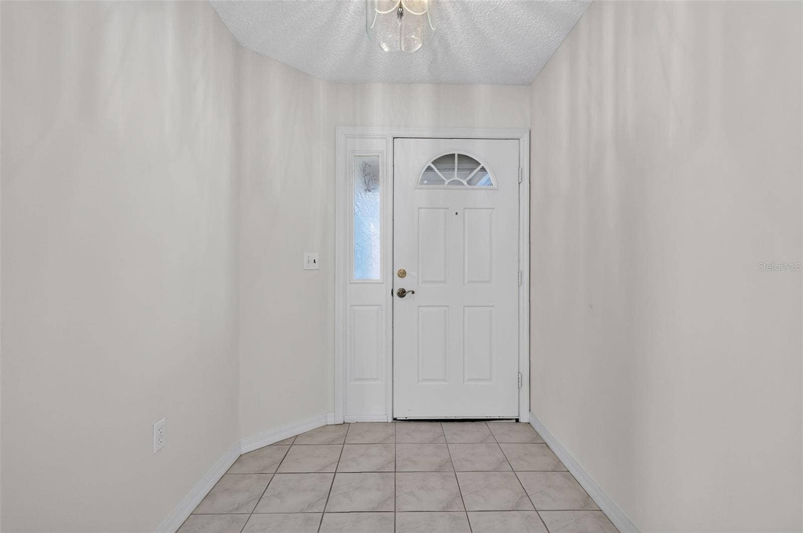 752 OLD OAKS LANE, Leesburg, FL 34748