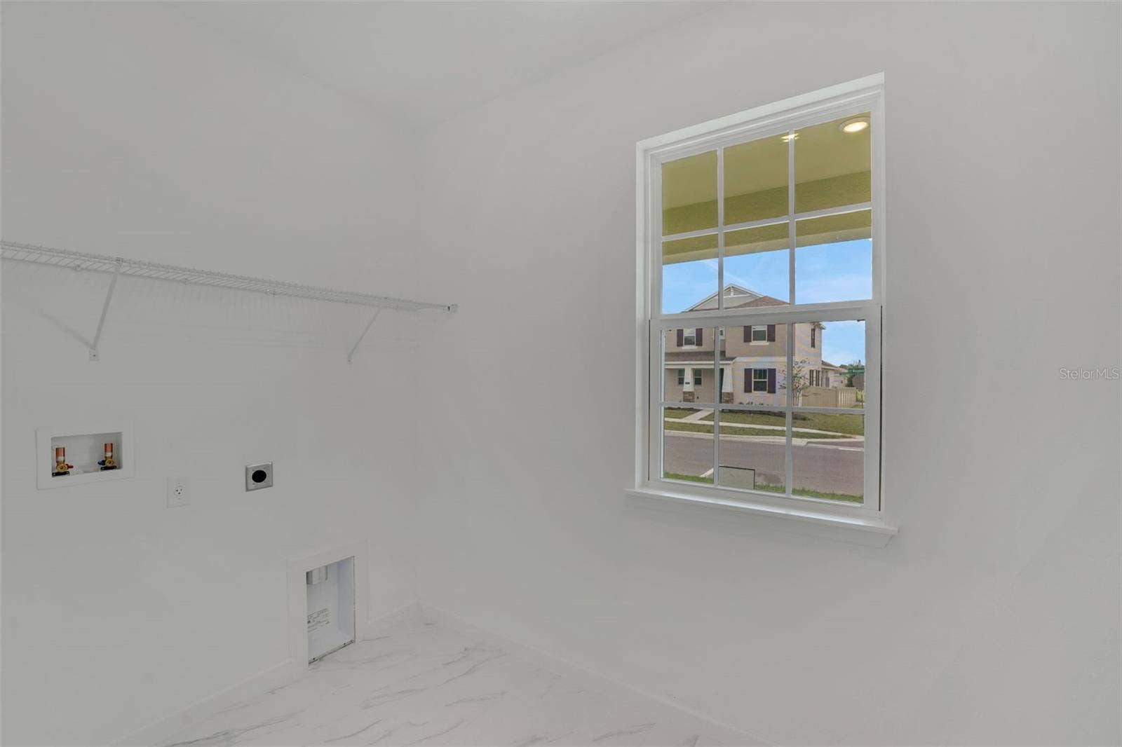 5152 FIREBUSH DRIVE, Apopka, FL 32712 5152 FIREBUSH DRIVE, Apopka, FL 32712