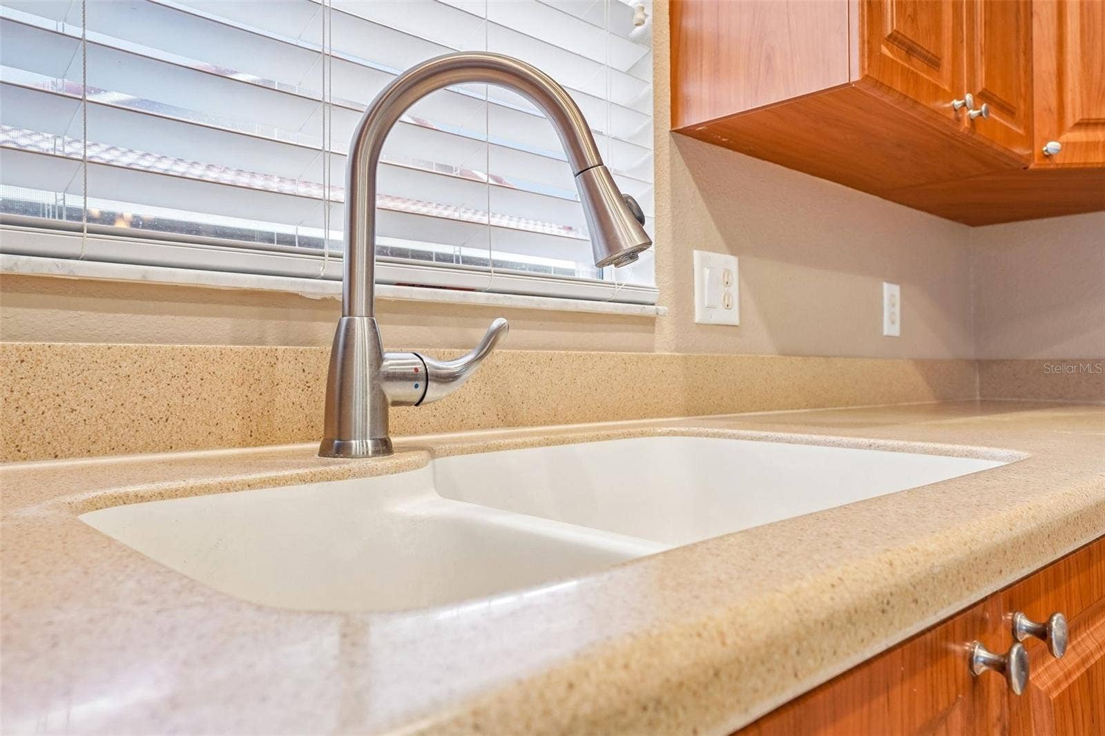 10150 MAINSAIL DRIVE, Oxford, FL 34484