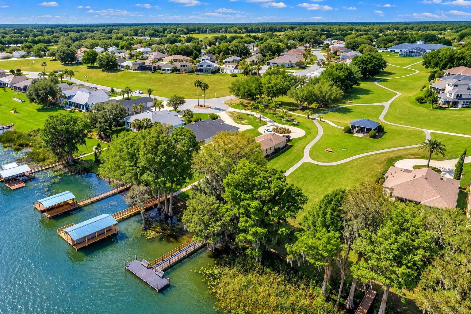 3210 SARATOGA DRIVE, Tavares, FL 32778 Community Fishing Dock on Little Lake Harris