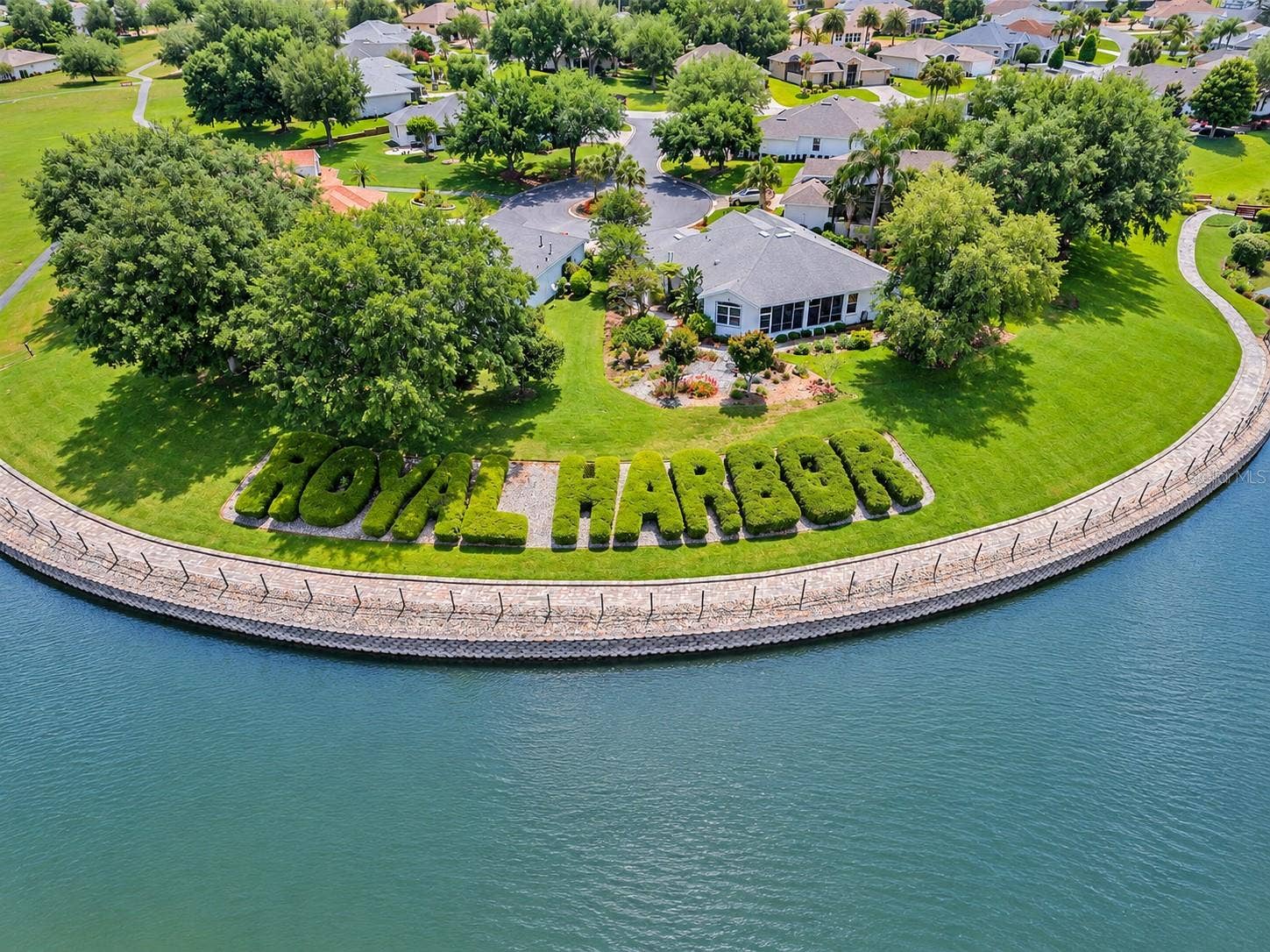 3300 SARATOGA DRIVE, Tavares, FL 32778 3300 SARATOGA DRIVE, Tavares, FL 32778