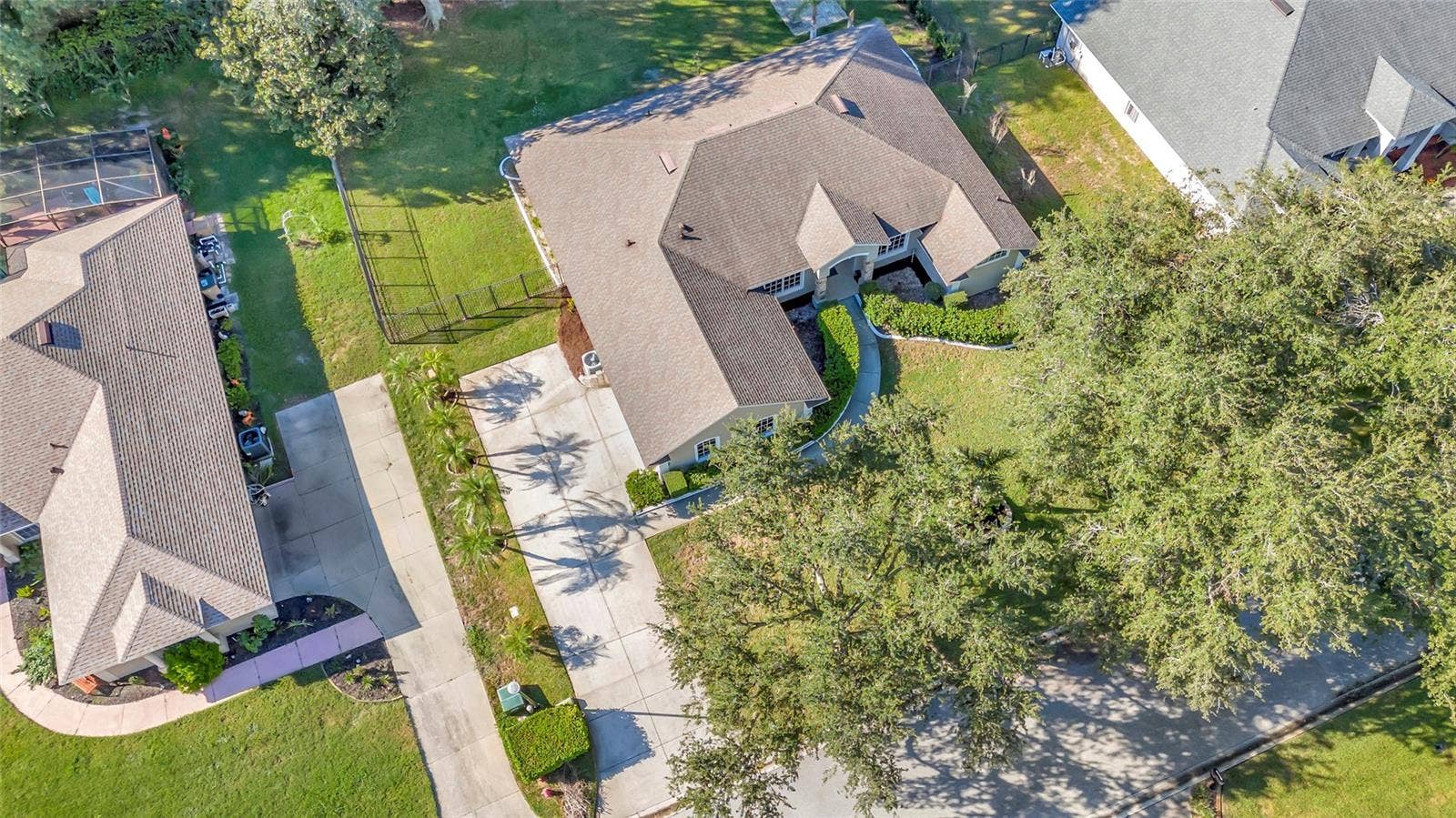 10504 JARDIM DE LARGO STREET, Clermont, FL 34711
