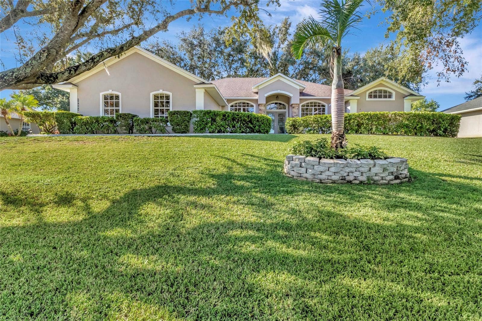 10504 JARDIM DE LARGO STREET, Clermont, FL 34711