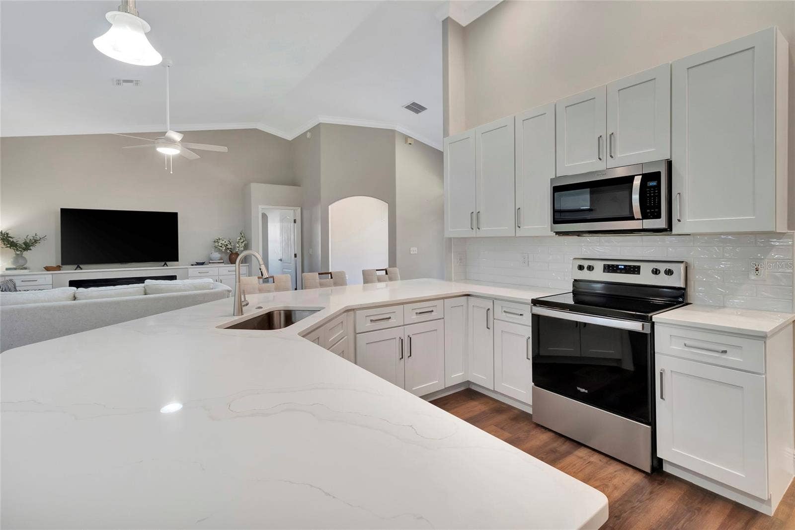 10504 JARDIM DE LARGO STREET, Clermont, FL 34711