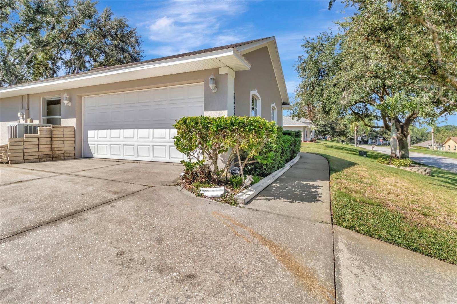 10504 JARDIM DE LARGO STREET, Clermont, FL 34711