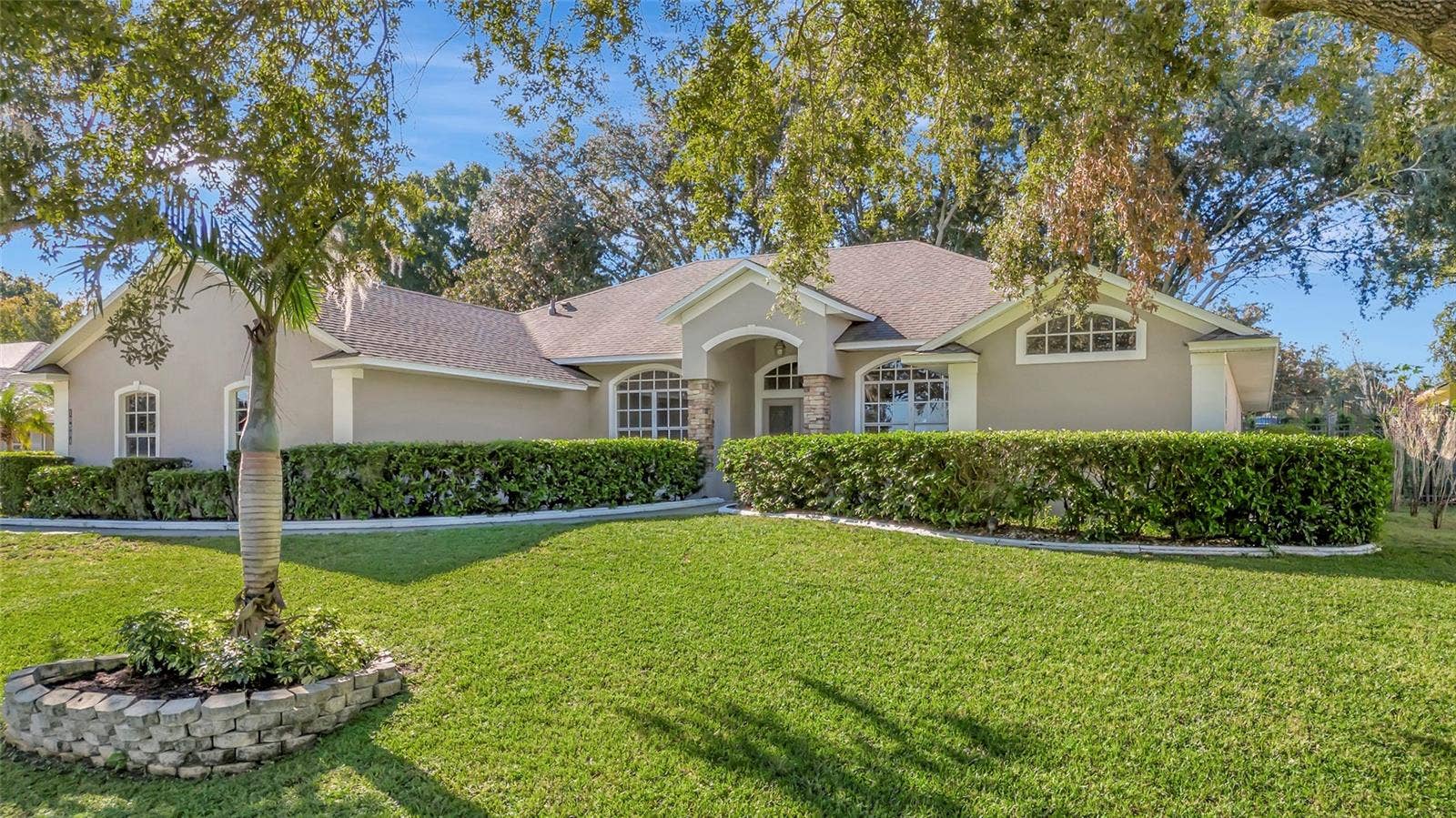 10504 JARDIM DE LARGO STREET, Clermont, FL 34711