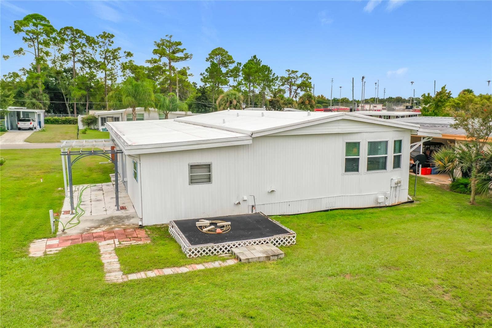 1022 CAPELLA DRIVE, Tavares, FL 32778