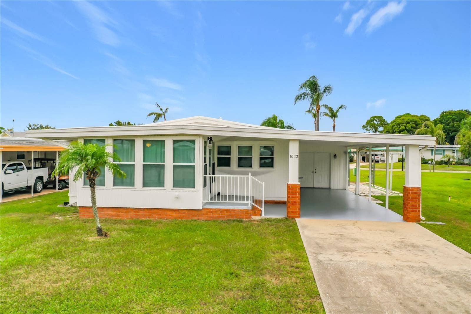 1022 CAPELLA DRIVE, Tavares, FL 32778