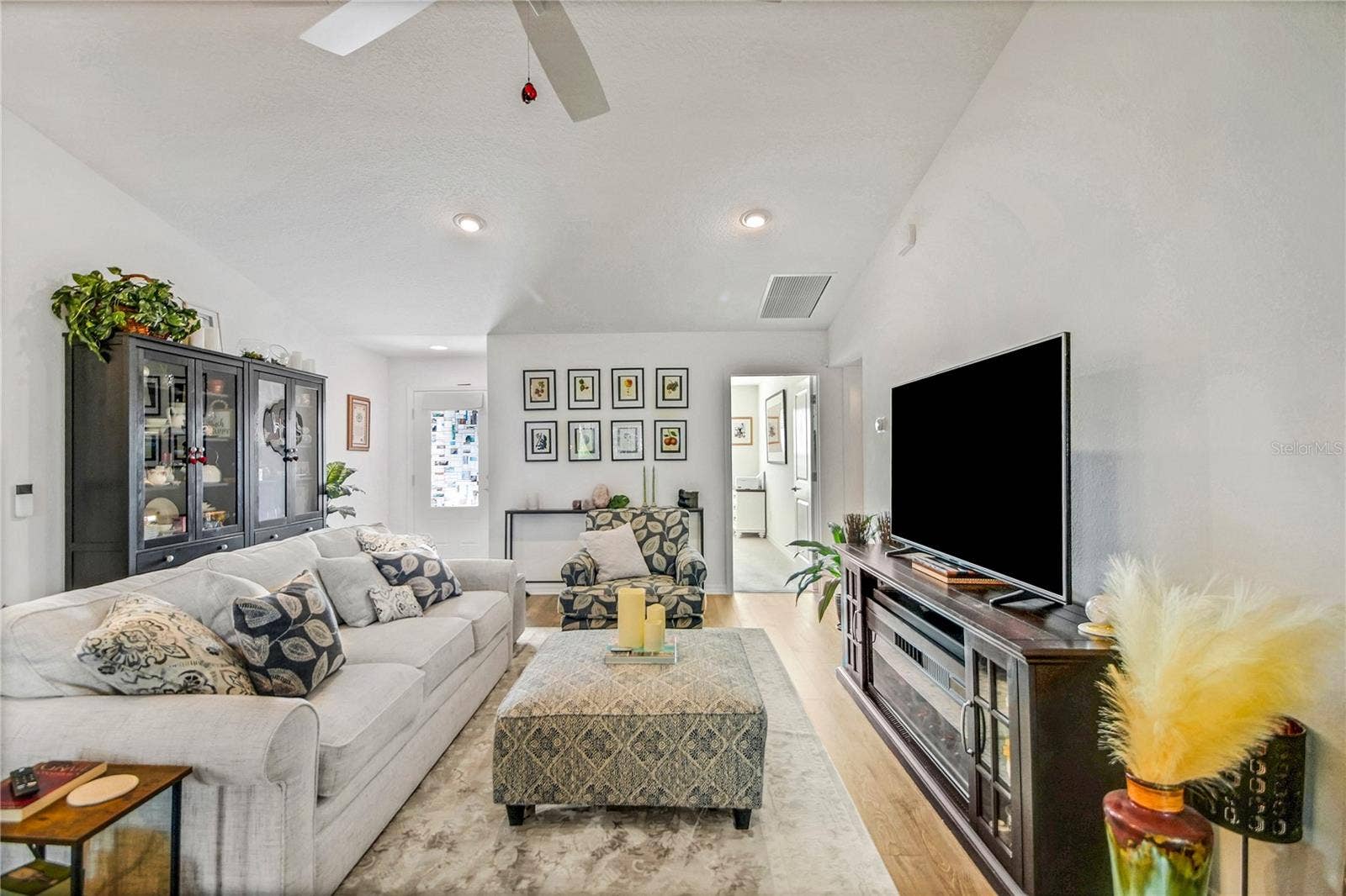 7442 SAVANNA DRIVE, The Villages, FL 34762