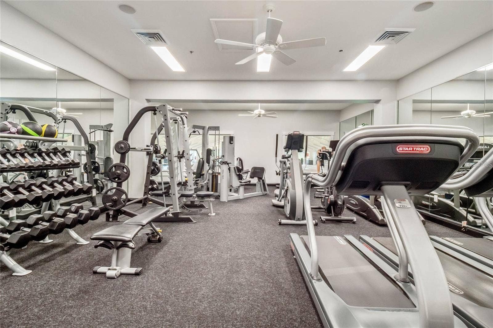 21736 PRINCESS GRACE COURT, Leesburg, FL 34748 21736 PRINCESS GRACE COURT, Leesburg, FL 34748