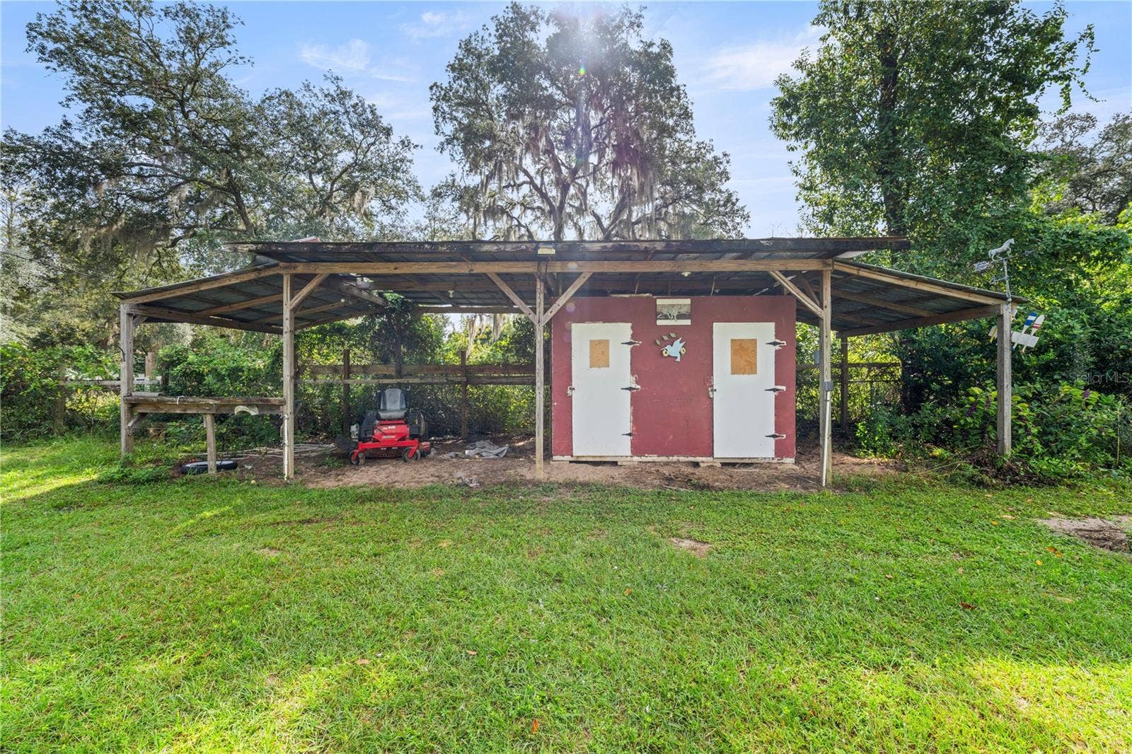 14965 SE 217TH TERRACE, Umatilla, FL 32784