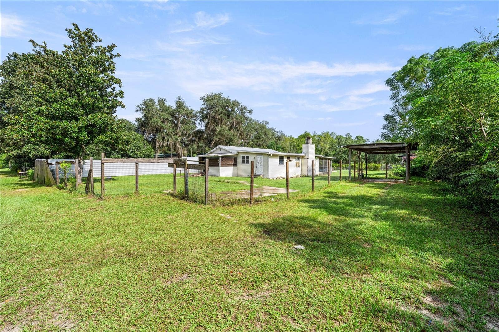 14965 SE 217TH TERRACE, Umatilla, FL 32784