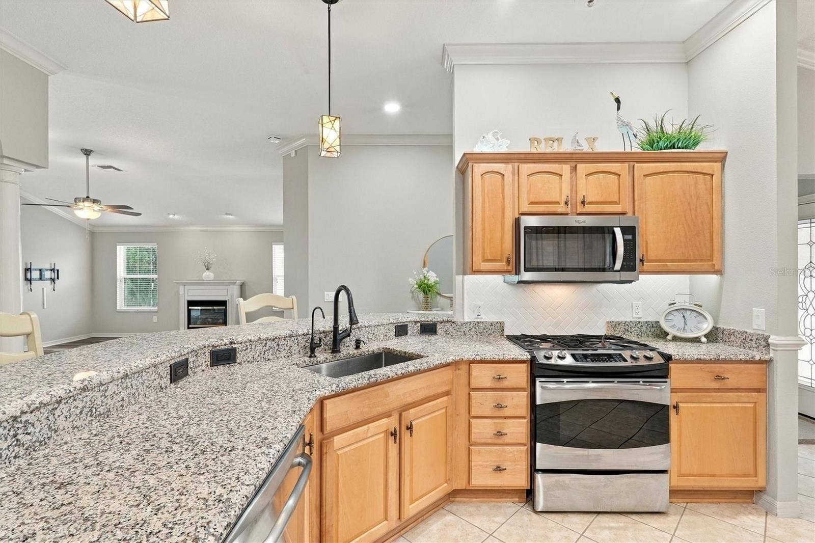 3208 HOPEWELL STREET, The Villages, FL 32162 3208 HOPEWELL STREET, The Villages, FL 32162