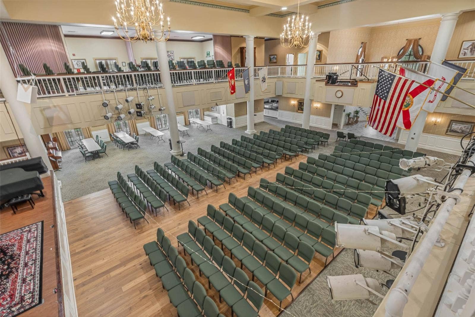 Community amenity: main hall seen from the balcony
