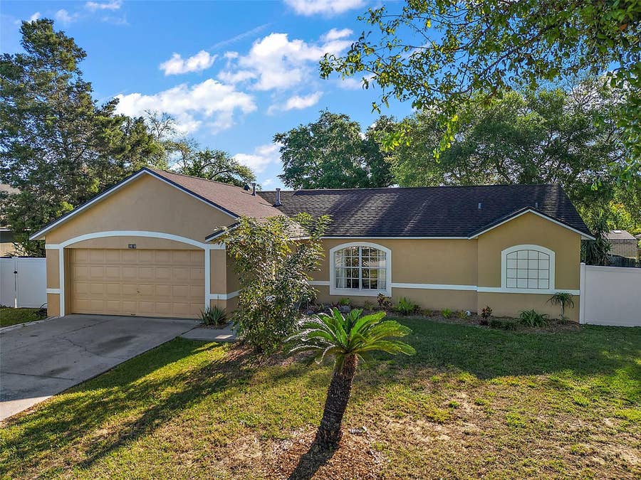 Property photo for 1020 HIGH RIDGE CT, Minneola, FL
