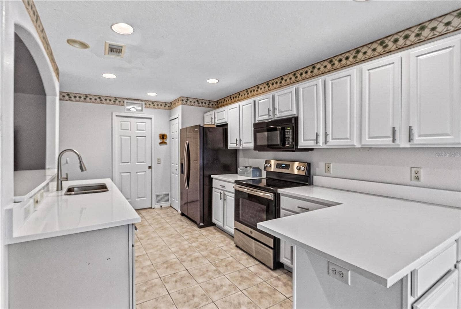 1145 EAGLES LANDING, Leesburg, FL 34748 1145 EAGLES LANDING, Leesburg, FL 34748