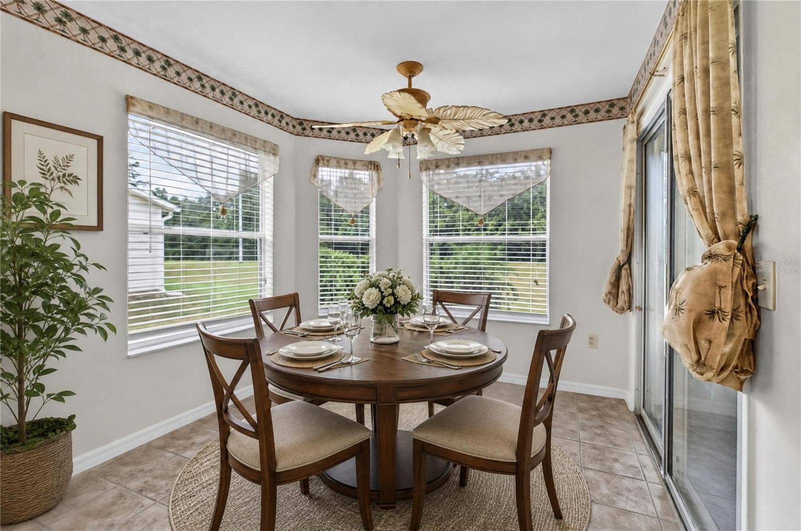 1145 EAGLES LANDING, Leesburg, FL 34748 Virtually staged