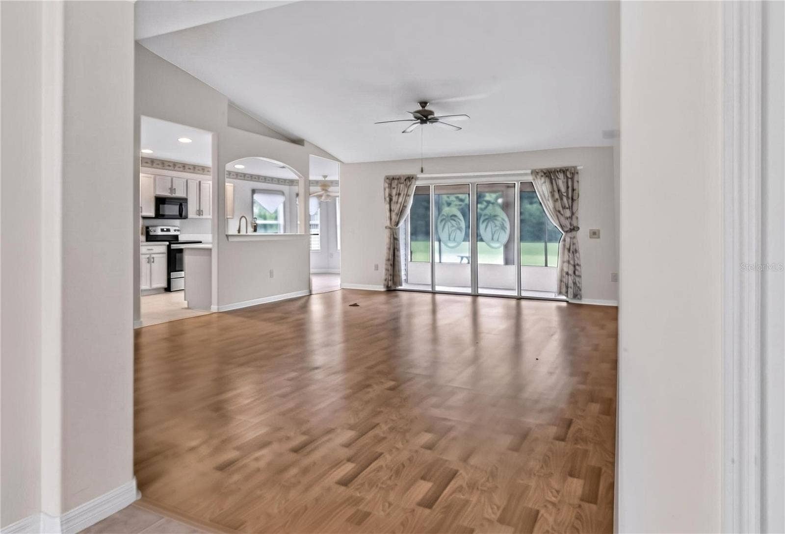1145 EAGLES LANDING, Leesburg, FL 34748 1145 EAGLES LANDING, Leesburg, FL 34748