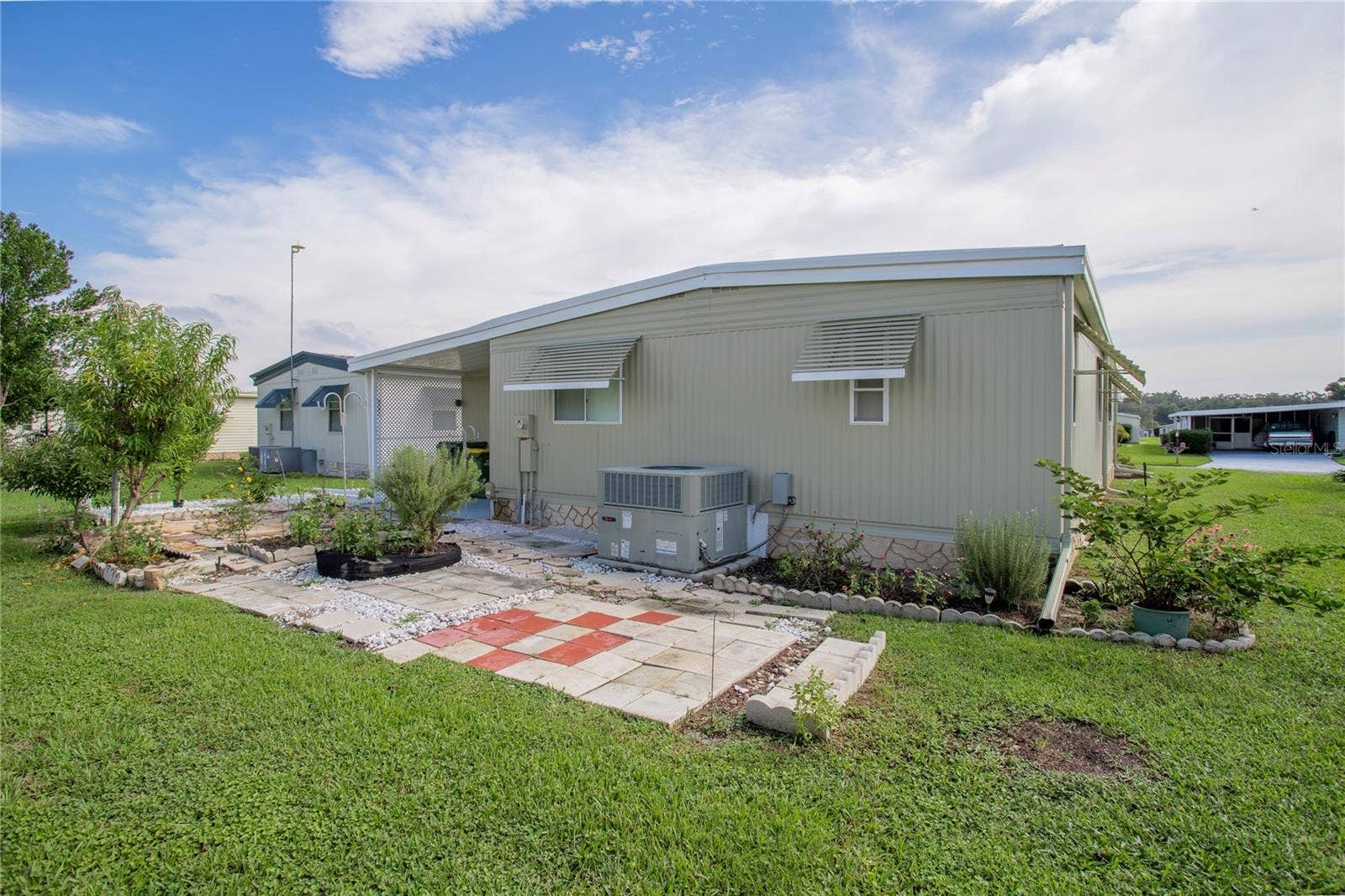 717 SURREY PLACE, Leesburg, FL 34748