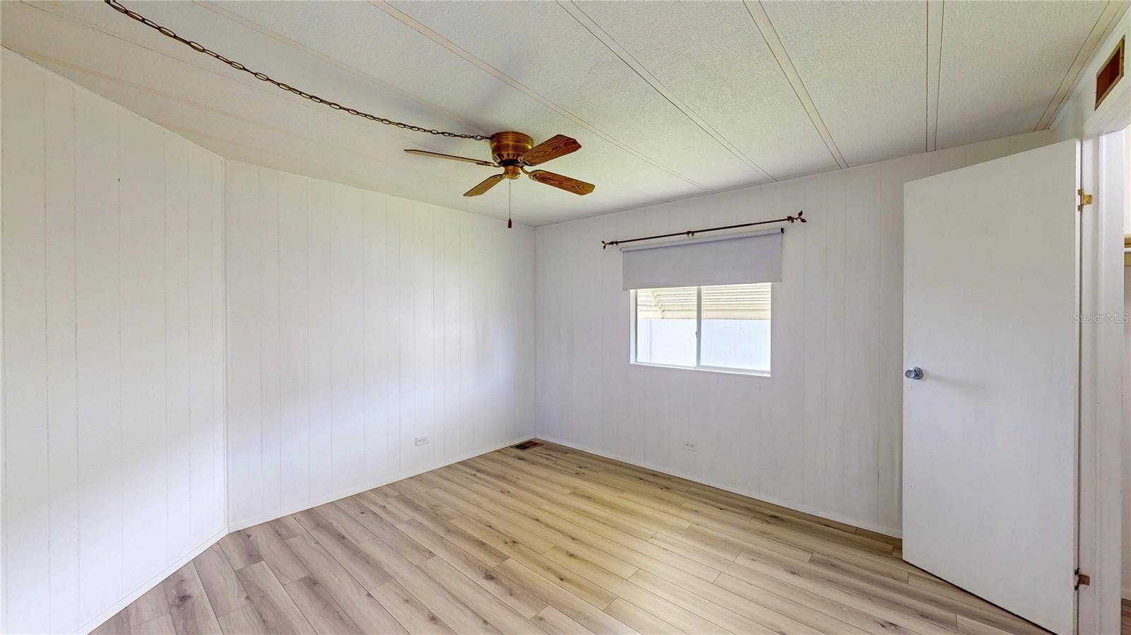 717 SURREY PLACE, Leesburg, FL 34748