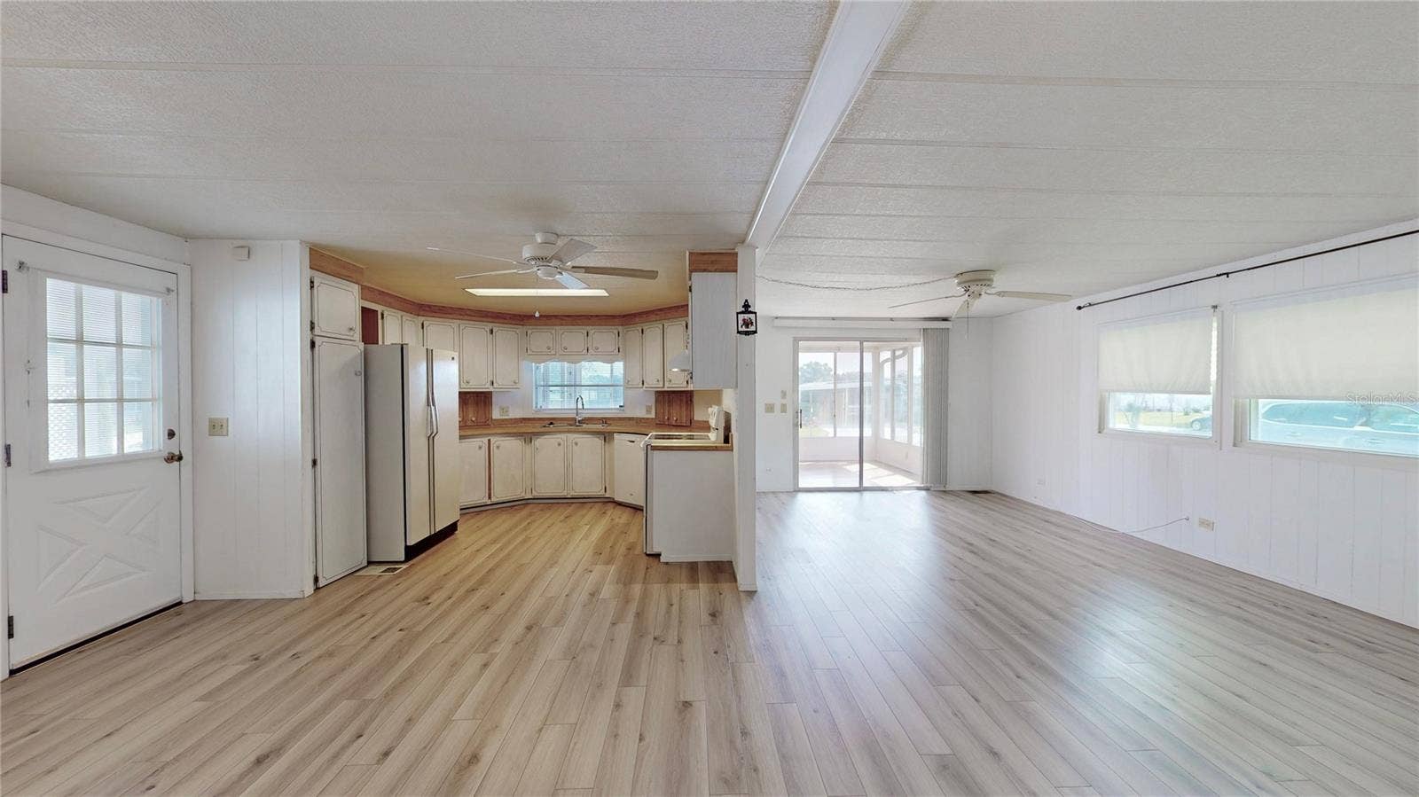 717 SURREY PLACE, Leesburg, FL 34748