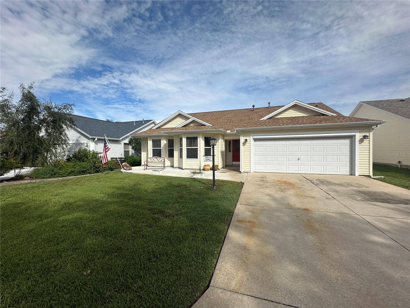 3033 HILLSIDE LANE, The Villages, FL 32162 3033 HILLSIDE LANE, The Villages, FL 32162