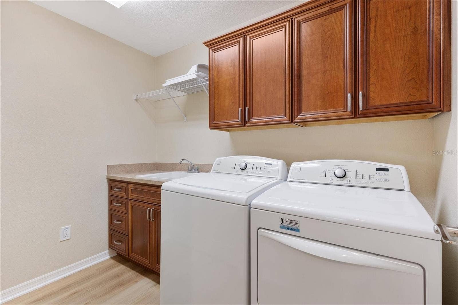 2346 GRENADIER WAY, The Villages, FL 32162 Laundry - Inside