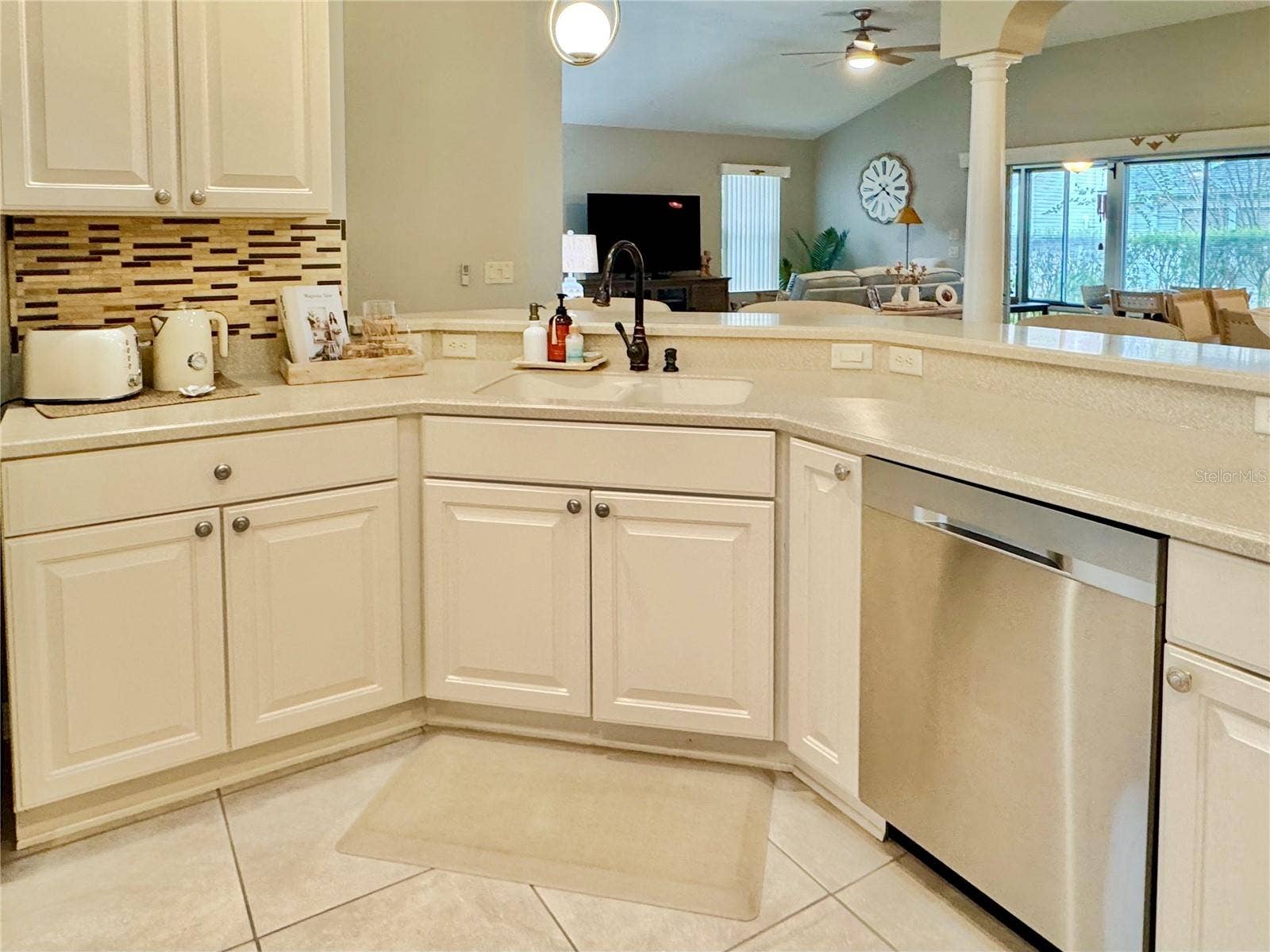 1693 MOUNT CROGHAN TRAIL, The Villages, FL 32162 1693 MOUNT CROGHAN TRAIL, The Villages, FL 32162