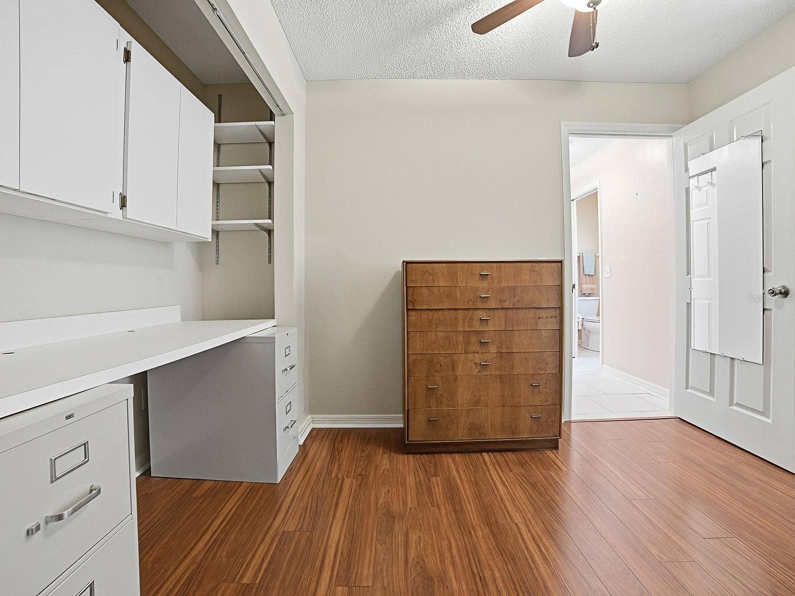 CRAFT/OFFICE ROOM